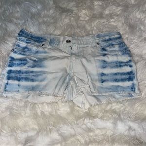 Levi shorts